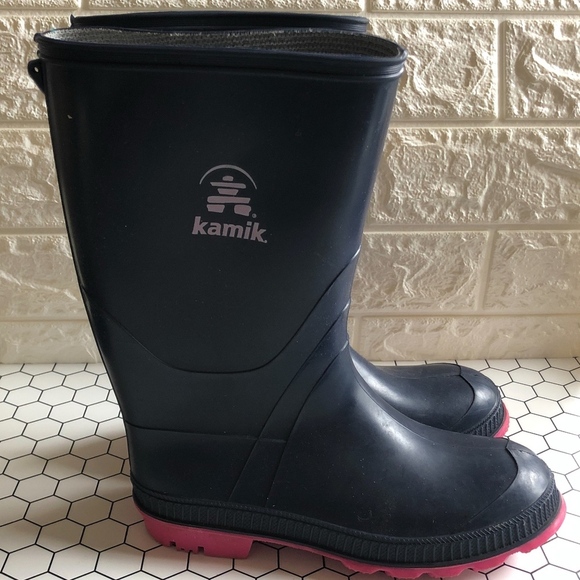 Kamik Blue and Pink Rain Boots Galoshes 5 - Picture 1 of 8